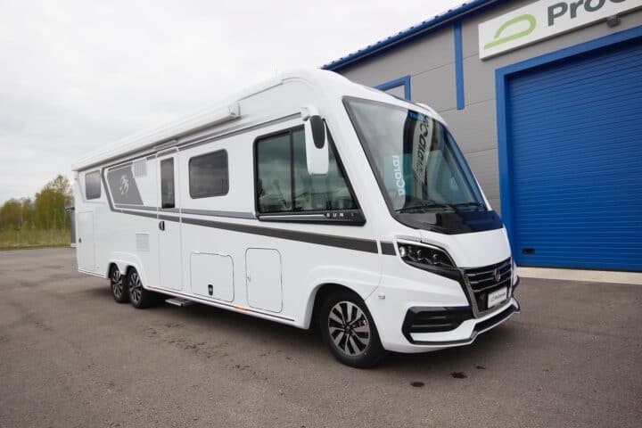 Knaus SUN I 900 LX