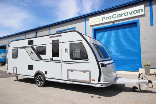 Knaus S&uuml;dwind 580 QS Black